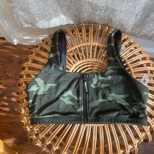 Good American sports bra